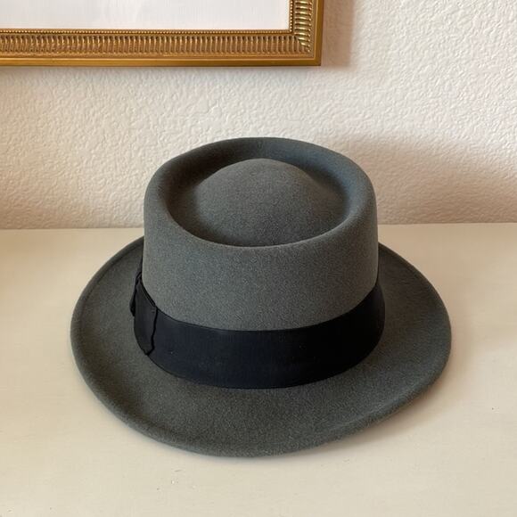 Vintage Dobbs Fifth Avenue Grey Wool Fedora Pork Pie Hat Black Band 7 1/4 - Picture 3 of 12